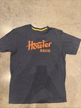 Howler Brothers Classic Script Logo Tee Men’s Medium Navy Heather Orange